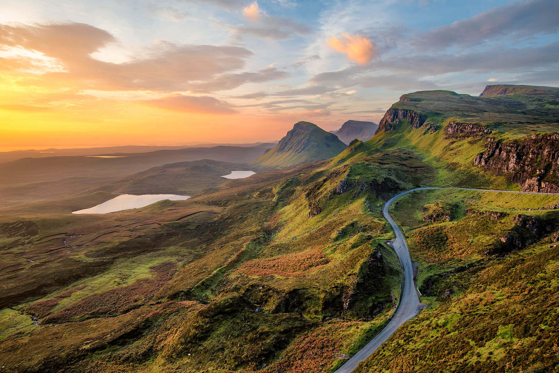 Essential Things to Know About Moving to Scotland - Shepherd International  Movers